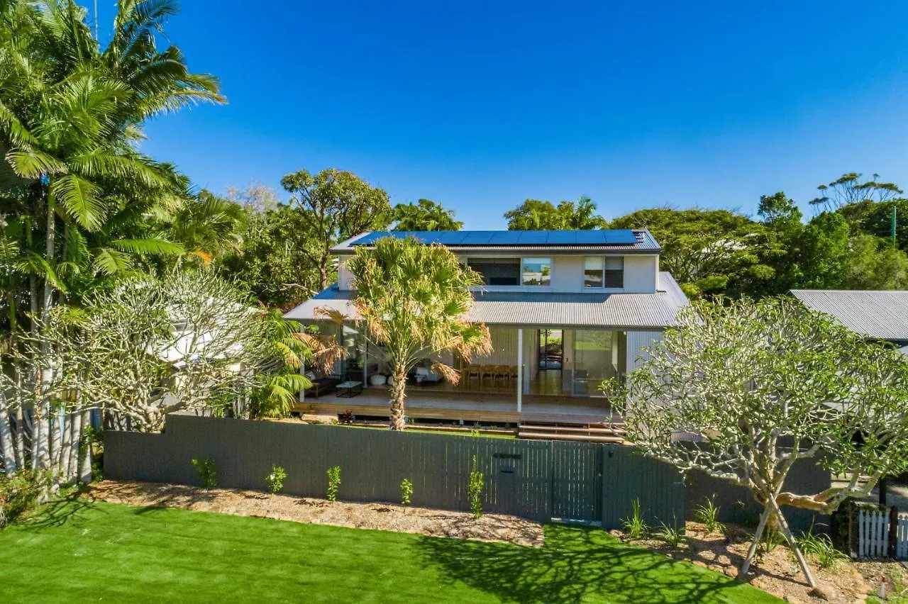 Sanctuary On Browning Villa Byron Bay Holiday home
